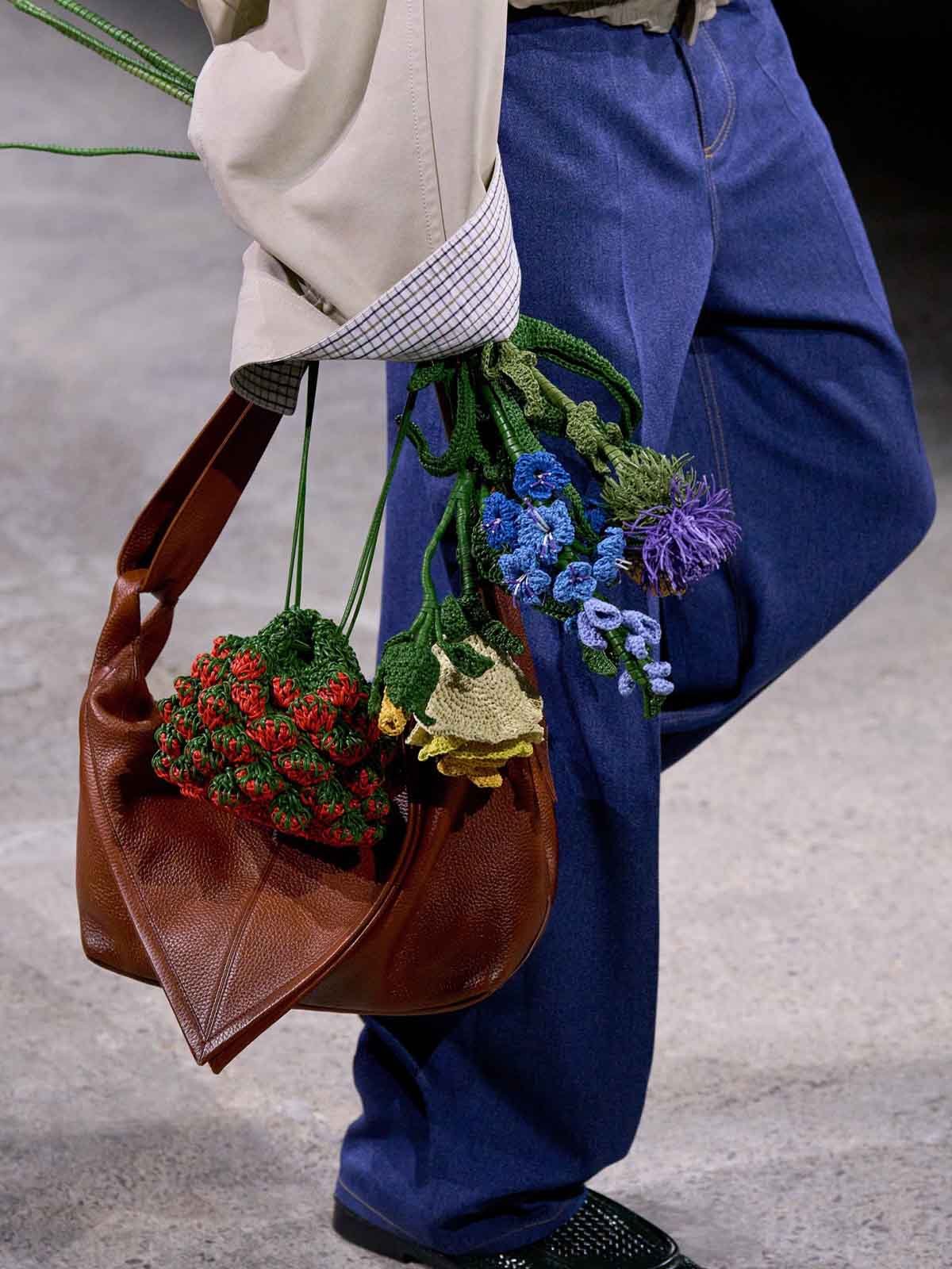 Leather threads for crochet flowers